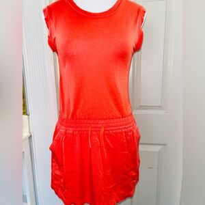 Splendid- Precious coral, drop waist dress with pockets. EUC